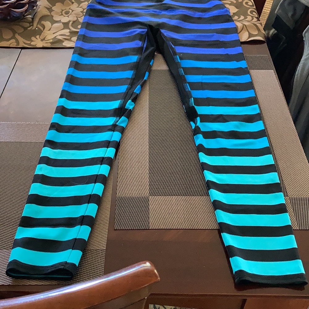 Very flattering, no camel toe.